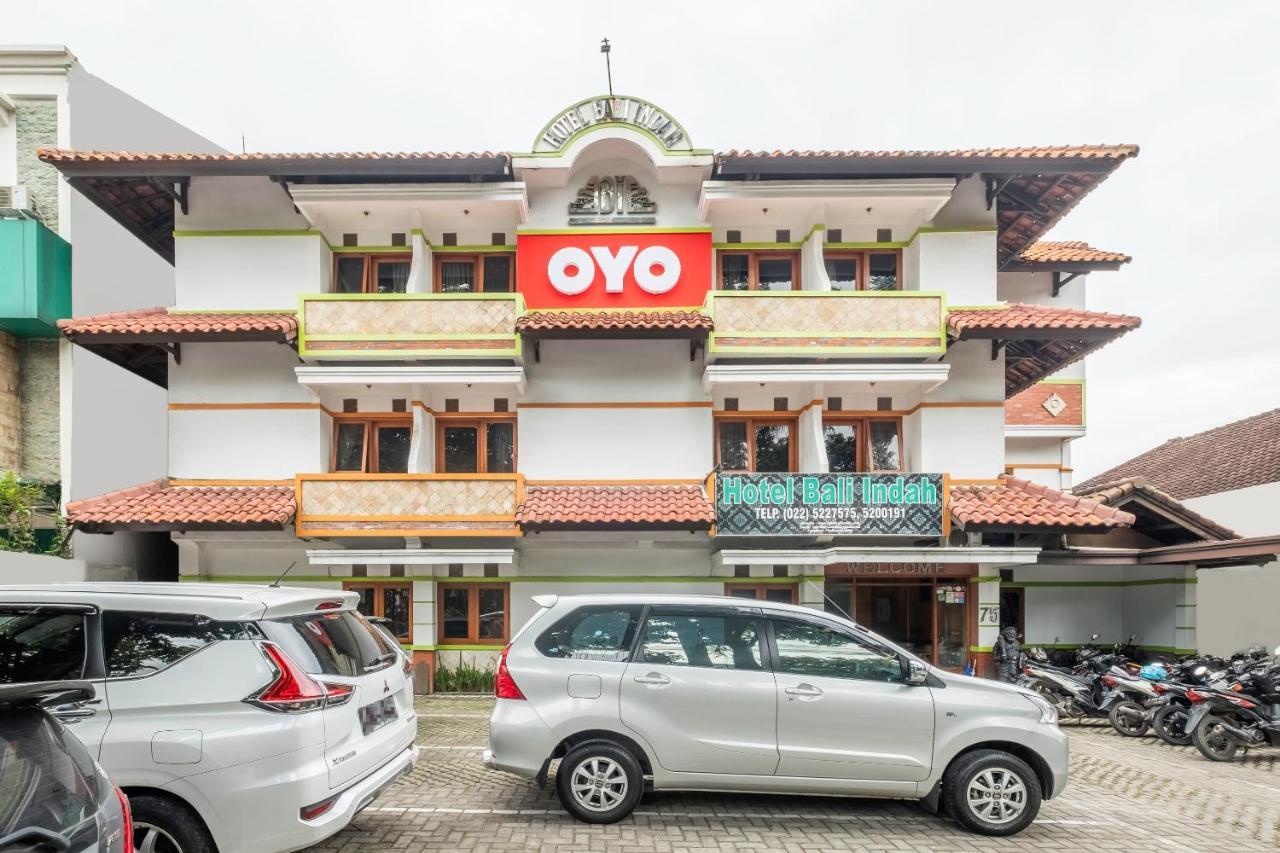 Oyo 1945 Hotel Bali Indah Bandung Extérieur photo